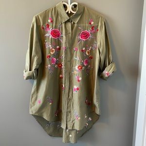 ✨ZARA PREMIUM DENIM COLLECTION.  LADIES EMBROIDERED BUTTON SHIRT.